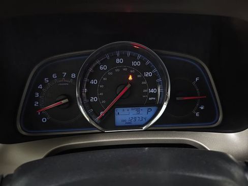 Used 2015 Toyota RAV4 Limited w/ Technology Package AWD/4WD image 19