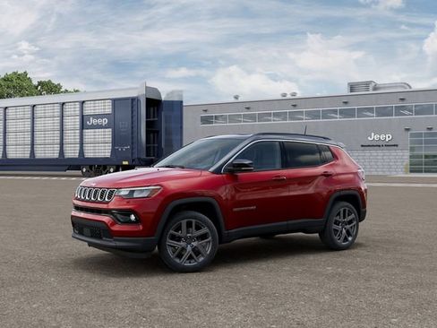 New 2026 Jeep Compass Limited w/ Sun, Sound & Navigation Group AWD/4WD image 2