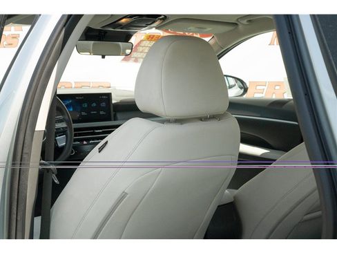 Used 2025 Hyundai Sonata SEL FWD image 41