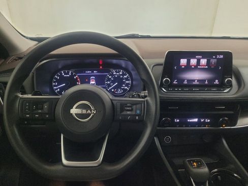 Used 2023 Nissan Rogue SV AWD/4WD image 22