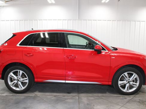Used 2023 Audi Q3 2.0T Premium Plus w/ Premium Plus Package image 11