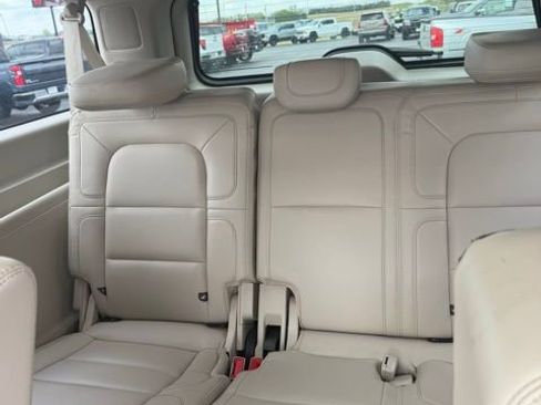 Used 2020 Lincoln Navigator L Reserve w/ Luxury Package AWD/4WD image 16