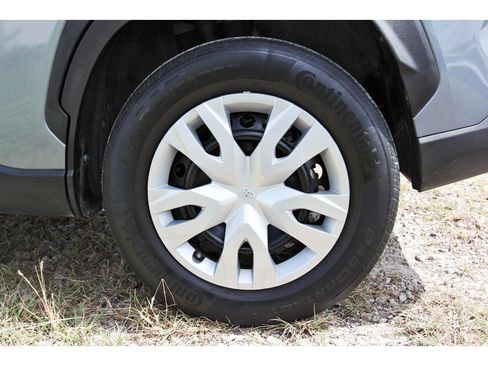 Used 2022 Toyota Corolla Cross L FWD image 33