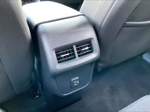 Used 2020 Chevrolet Equinox LS w/ LS Convenience Package FWD image 10