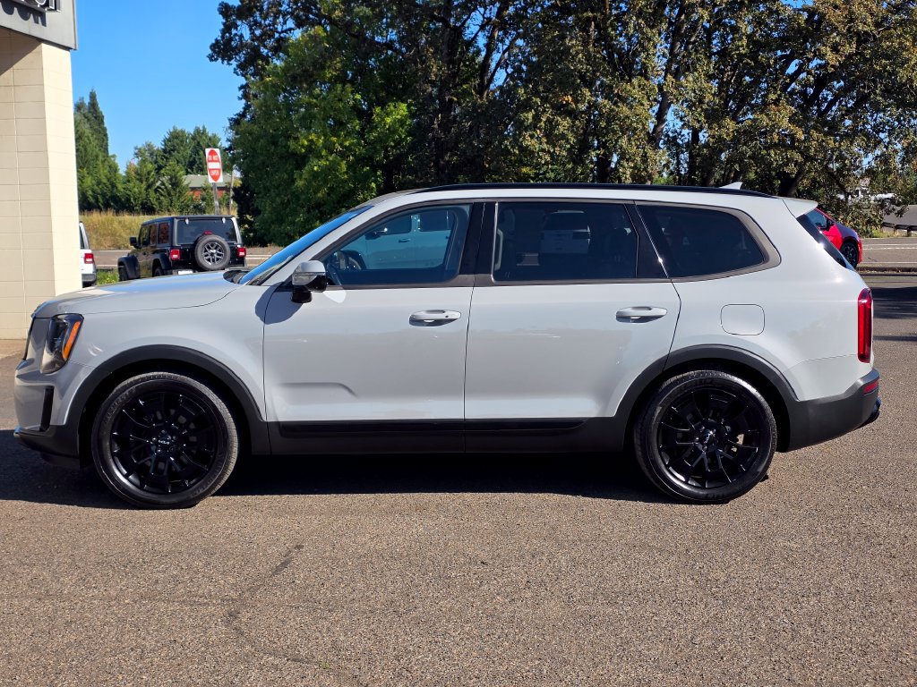 Used 2022 Kia Telluride SX w/ SX Prestige Package AWD/4WD image 39