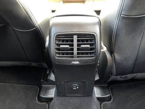 Used 2021 Ford Escape Titanium w/ Class II Trailer Tow Package image 27