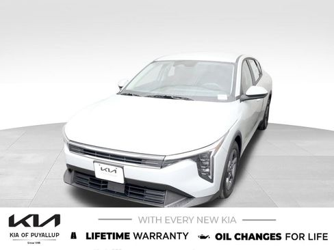 New 2026 Kia K4 FWD image 1