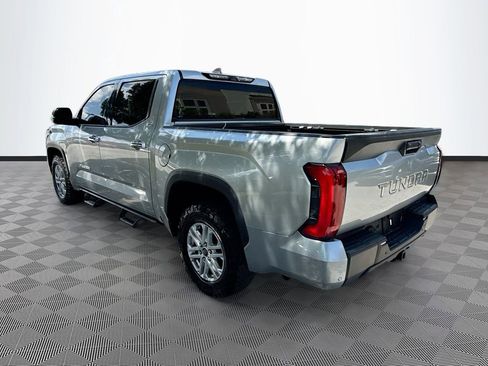 Used 2022 Toyota Tundra SR5 w/ Convenience Package image 6