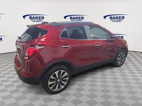 Used 2022 Buick Encore Preferred w/ Safety Package AWD/4WD image 4