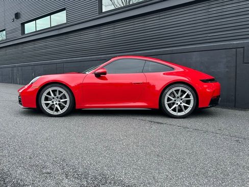 Certified 2025 Porsche 911 Carrera image 7