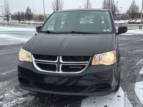 Used 2015 Dodge Grand Caravan American Value Package w/ UConnect Hands-Free Group image 16