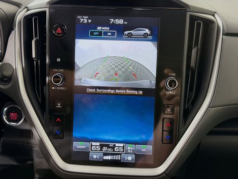 Used 2024 Subaru Crosstrek 2.0i Premium image 17