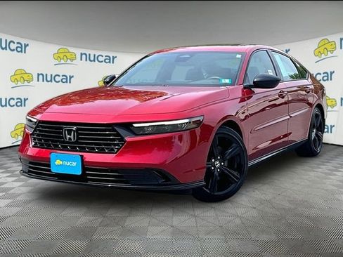 Used 2023 Honda Accord Sport image 12