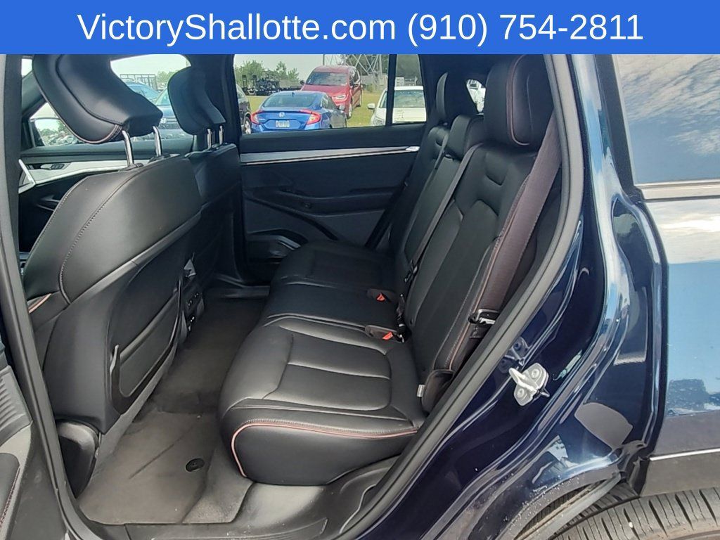 Used 2024 Jeep Wagoneer Launch Edition AWD/4WD image 26