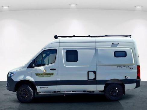 Used 2022 Mercedes-Benz Sprinter 2500 image 26