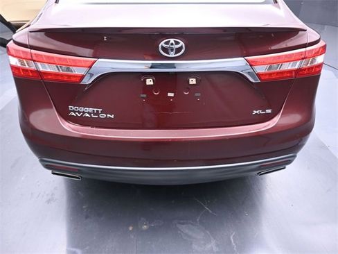 Used 2015 Toyota Avalon XLE image 14