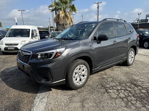 Used 2021 Subaru Forester AWD/4WD image 7
