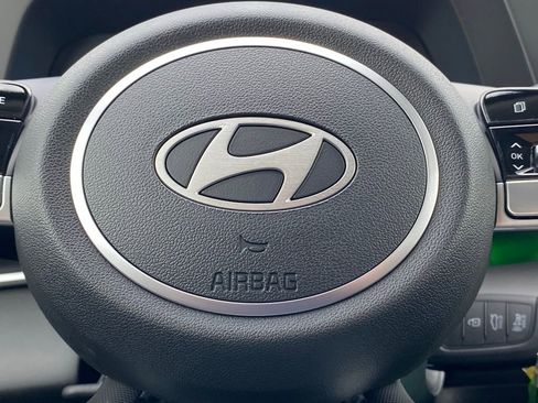 New 2026 Hyundai Elantra SE FWD image 19