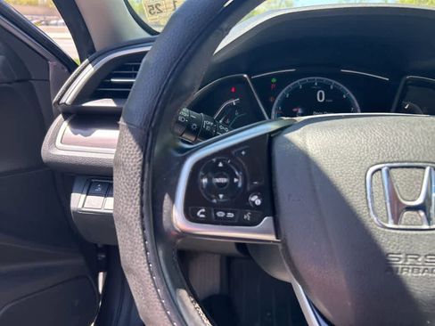 Used 2020 Honda Civic EX image 4