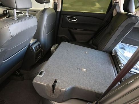 New 2026 Nissan Rogue Platinum image 21