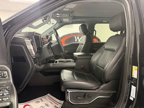 Used 2024 Ford F350 Lariat w/ Lariat Ultimate Package image 11