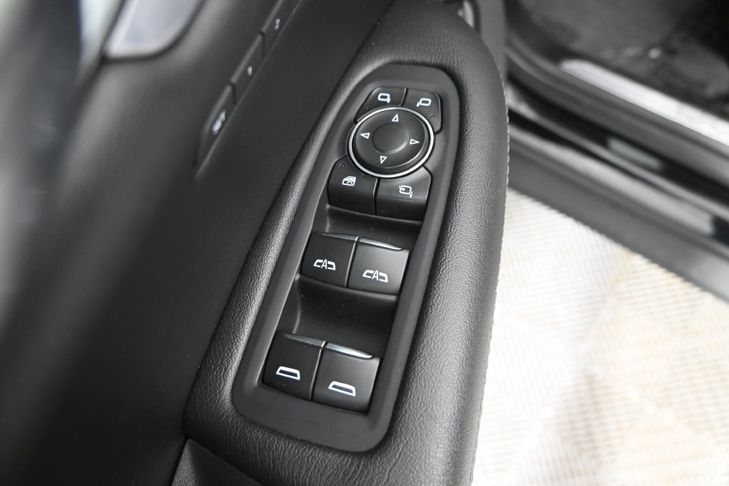 Used 2024 Cadillac XT5 Premium Luxury AWD/4WD image 20