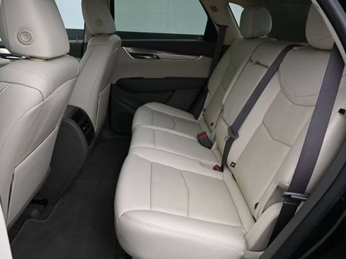 Used 2022 Cadillac XT5 Premium Luxury FWD image 25