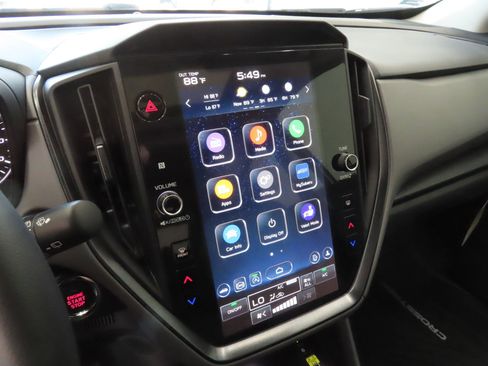 Certified 2025 Subaru Crosstrek 2.5i Limited w/ Crosstrek Mirror Package image 19