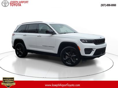 Used 2022 Jeep Grand Cherokee Altitude