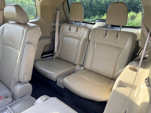 Used 2012 Toyota Highlander Limited w/ Tow Pkg FWD image 27