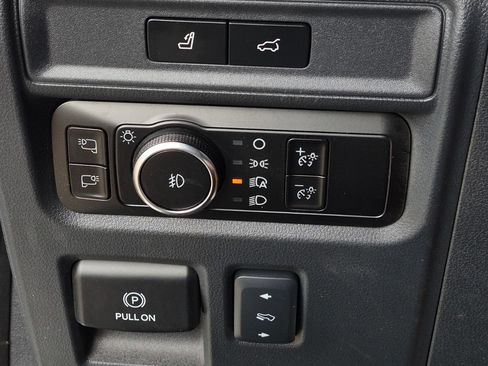 Used 2023 Ford Expedition Max Platinum AWD/4WD image 22