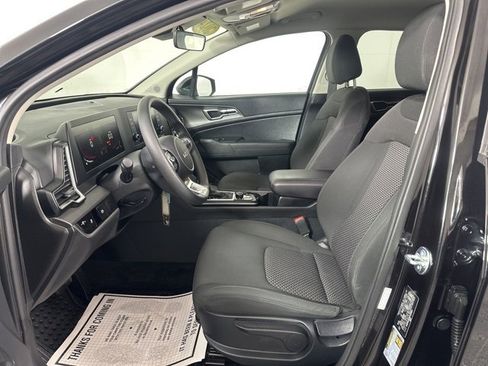 Used 2024 Kia Sportage LX image 22