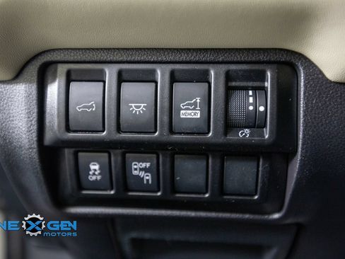 Used 2022 Subaru Ascent Limited w/ Technology Package AWD/4WD image 13