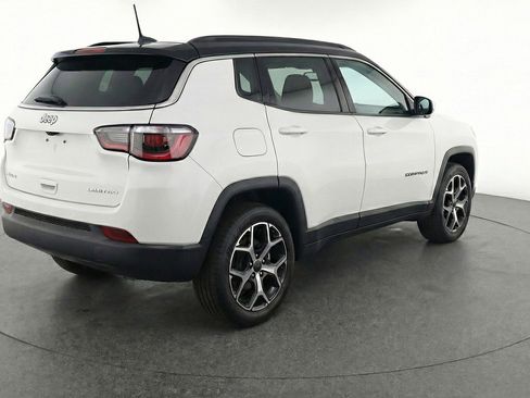 Used 2025 Jeep Compass Limited AWD/4WD image 9