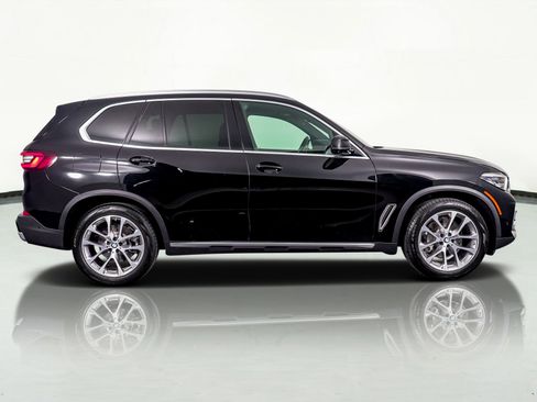 Used 2023 BMW X5 sDrive40i w/ Parking Assistance Package image 6