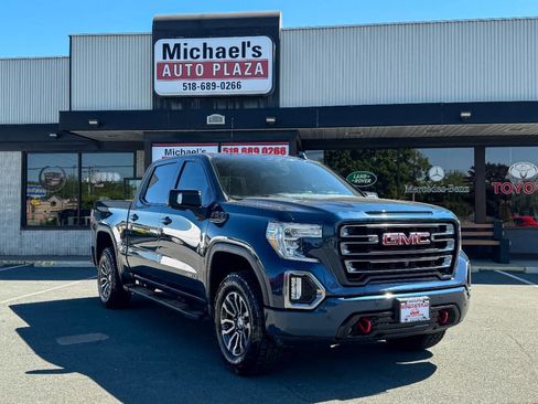 Used 2020 GMC Sierra 1500 AT4 w/ AT4 Premium Package AWD/4WD image 2