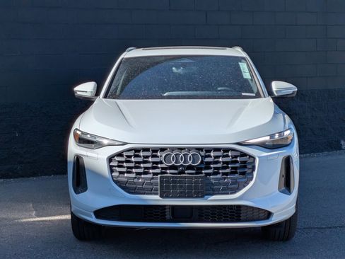 New 2026 Audi Q5 Premium AWD/4WD image 2