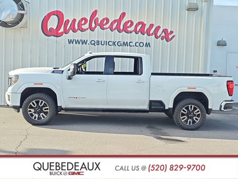 Used 2022 GMC Sierra 2500 AT4 w/ AT4 Premium Plus Package AWD/4WD image 5