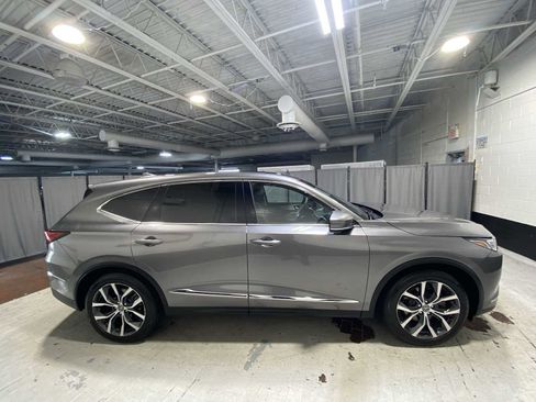 Used 2024 Acura MDX SH-AWD w/ Technology Package image 27