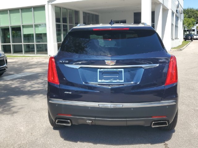 Certified 2017 Cadillac XT5 Luxury w/ Driver Awareness Package AWD/4WD image 4