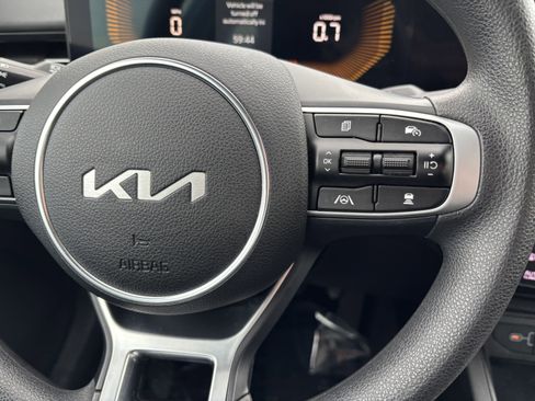 Used 2025 Kia K5 LXS FWD image 14