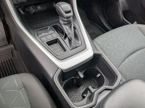 Used 2023 Toyota RAV4 XLE image 16