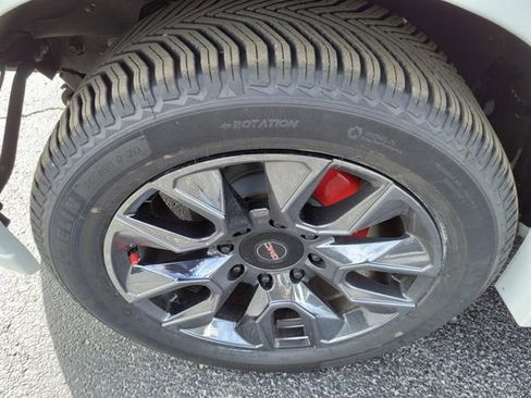 New 2025 GMC Savana 2500 Extended w/ Driver Convenience Package image 12