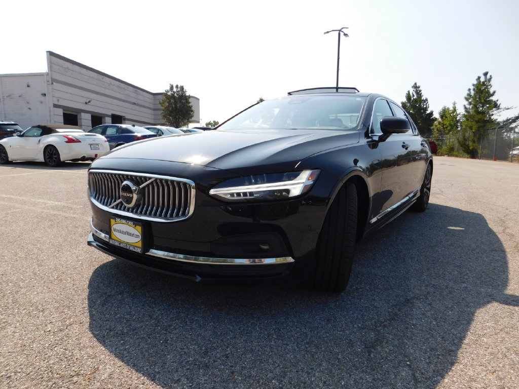 Used 2023 Volvo S90 B6 Plus AWD/4WD image 4