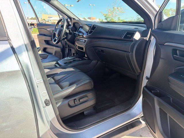 Used 2023 Honda Passport TrailSport image 22