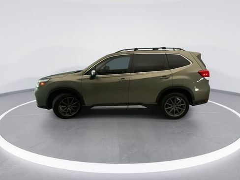 Used 2020 Subaru Outback Touring w/ Popular Package #2 AWD/4WD image 3