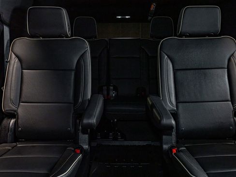 Used 2025 GMC Yukon XL Elevation w/ Technology Package image 22