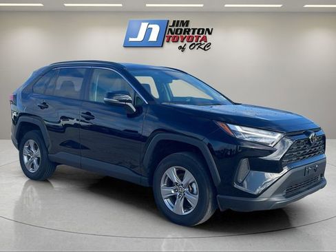 Used 2025 Toyota RAV4 XLE image 3