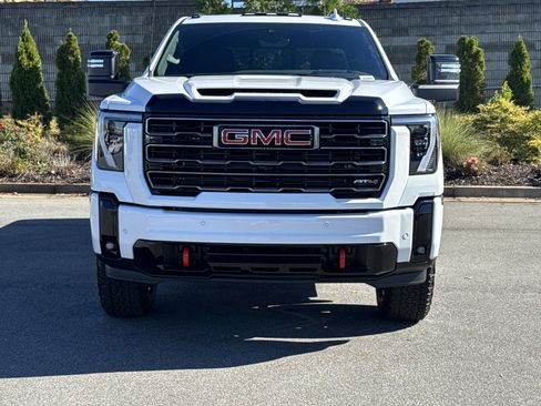 New 2026 GMC Sierra 2500 AT4 w/ AT4 Premium Plus Package image 3
