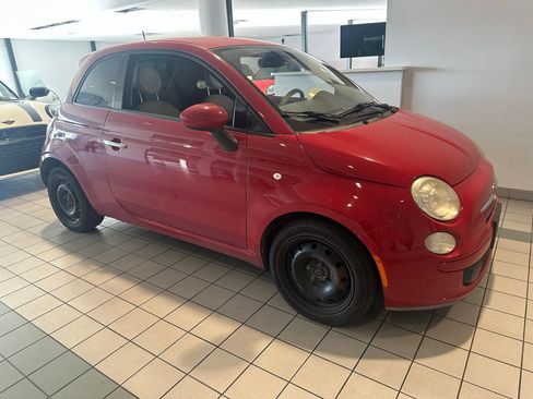 Used 2015 FIAT 500 Pop image 2